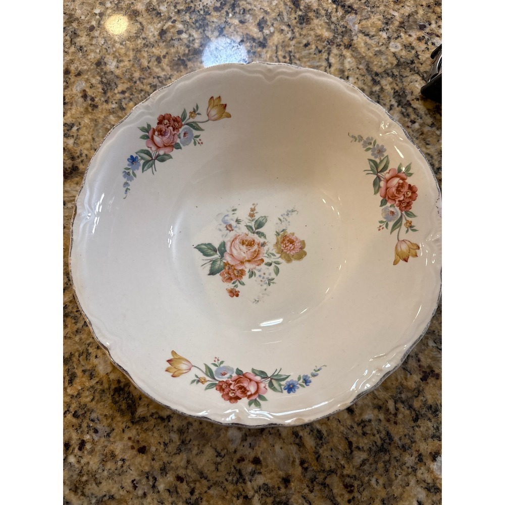 Vintage Floral Scalloped‎ Ceramic Serving Bowl Cream Pink Rose